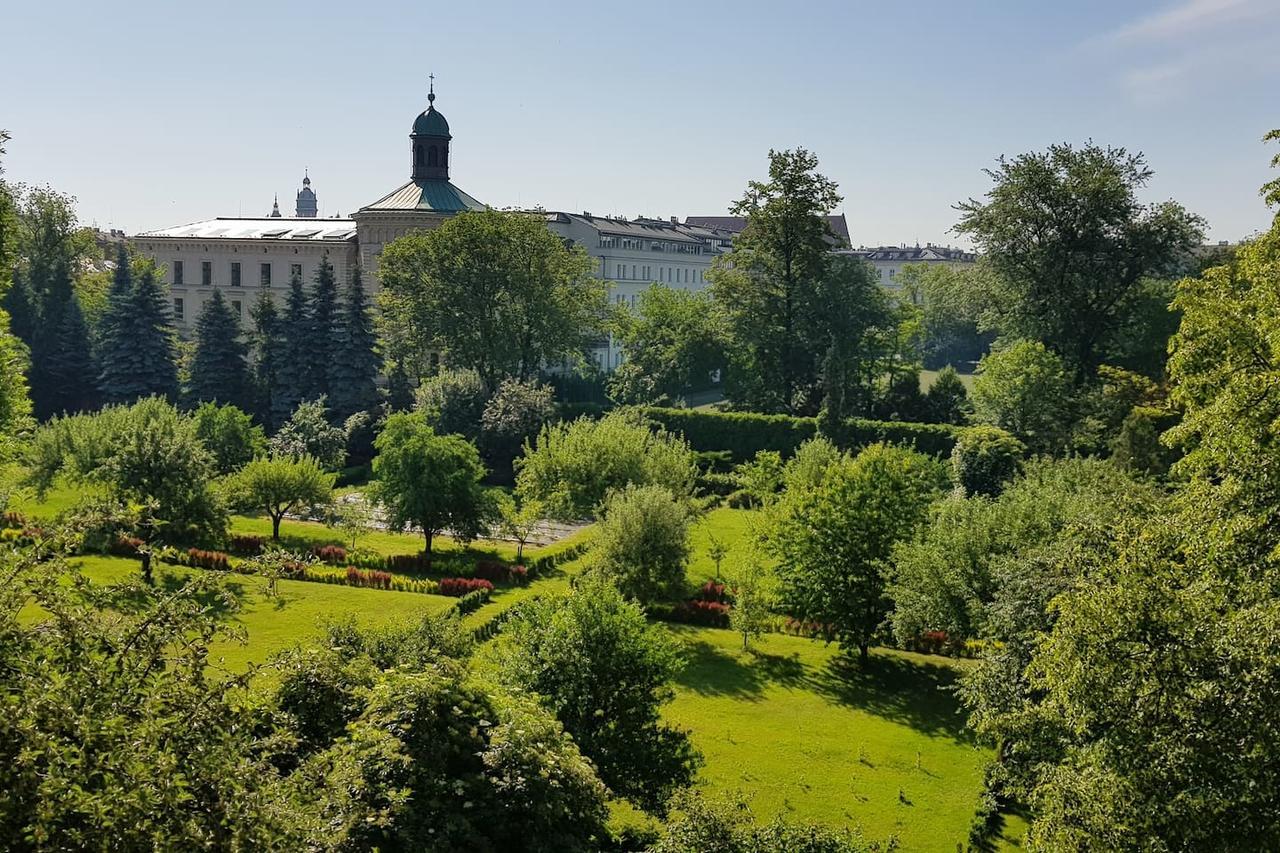 Castle Apartment Краков Экстерьер фото